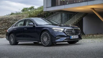 E 300